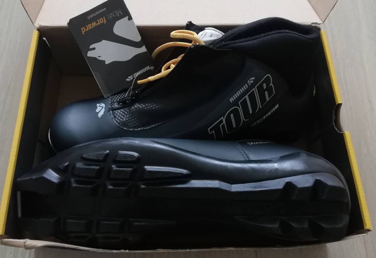 Karhu (nauji) 47 dyd. juoda