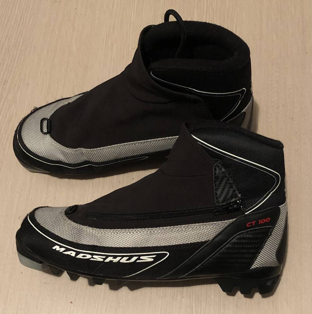 Madshus 38 dyd. juoda